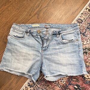 Kut from the Kloth Light Wash Jean Shorts